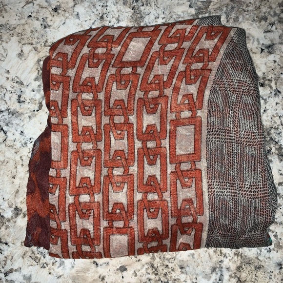 Multicolor/patterned scarf - Picture 2 of 2